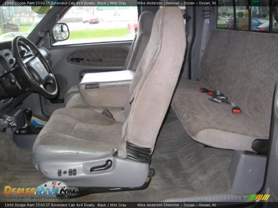 1999 Dodge Ram 3500 ST Extended Cab 4x4 Dually Black / Mist Gray Photo #9