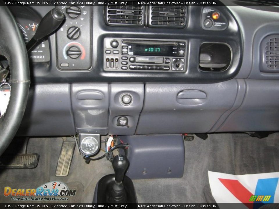 1999 Dodge Ram 3500 ST Extended Cab 4x4 Dually Black / Mist Gray Photo #11