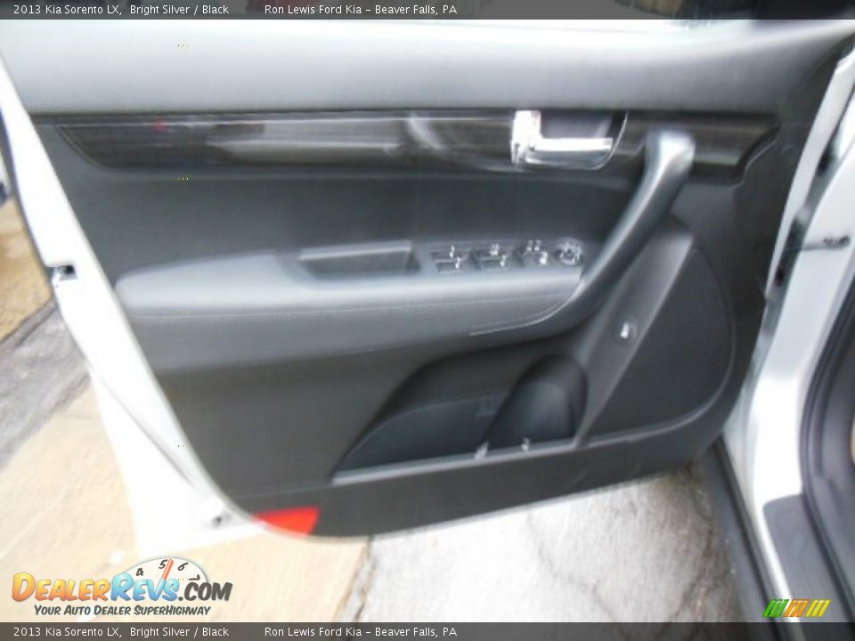 2013 Kia Sorento LX Bright Silver / Black Photo #12