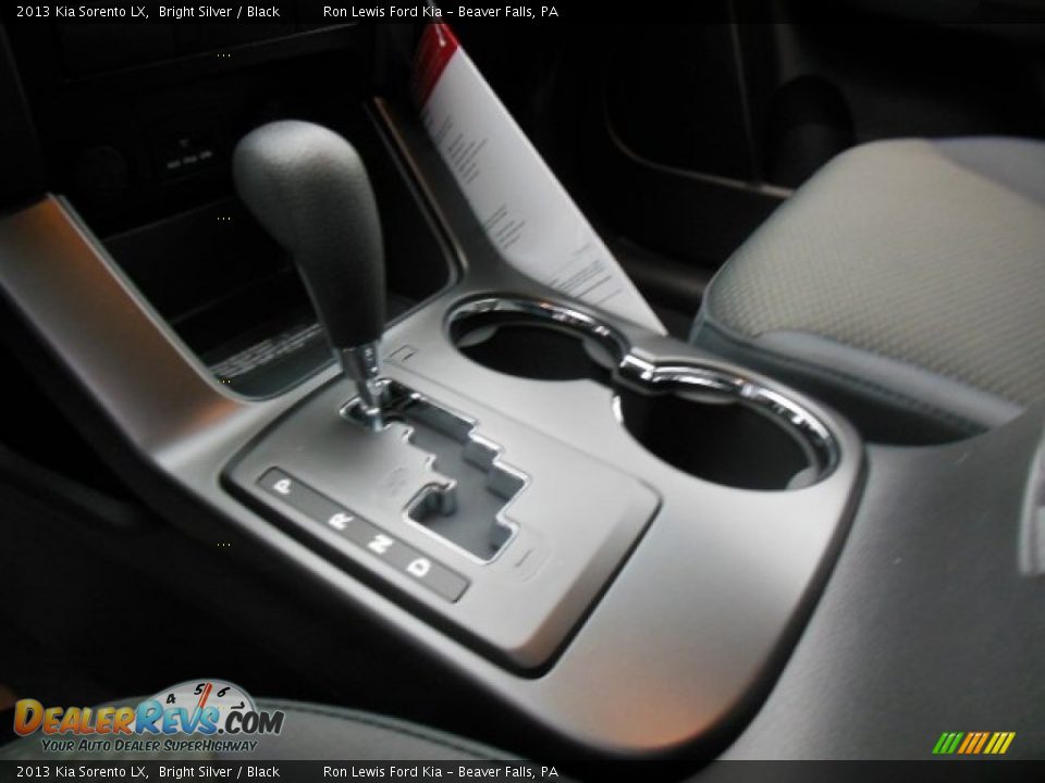 2013 Kia Sorento LX Bright Silver / Black Photo #18