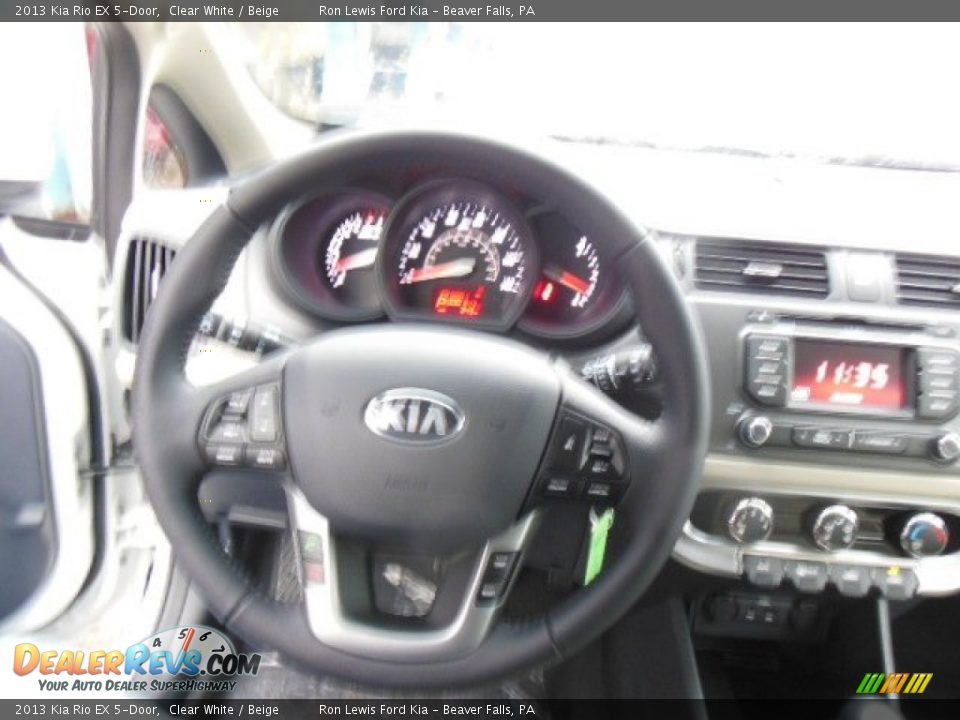 2013 Kia Rio EX 5-Door Clear White / Beige Photo #19