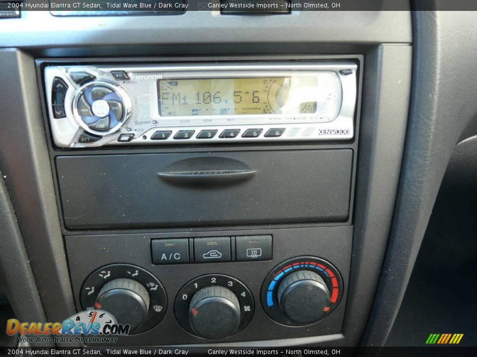 2004 Hyundai Elantra GT Sedan Tidal Wave Blue / Dark Gray Photo #15