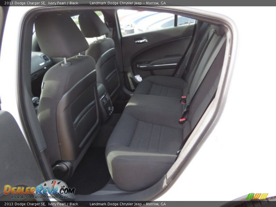 2013 Dodge Charger SE Ivory Pearl / Black Photo #7