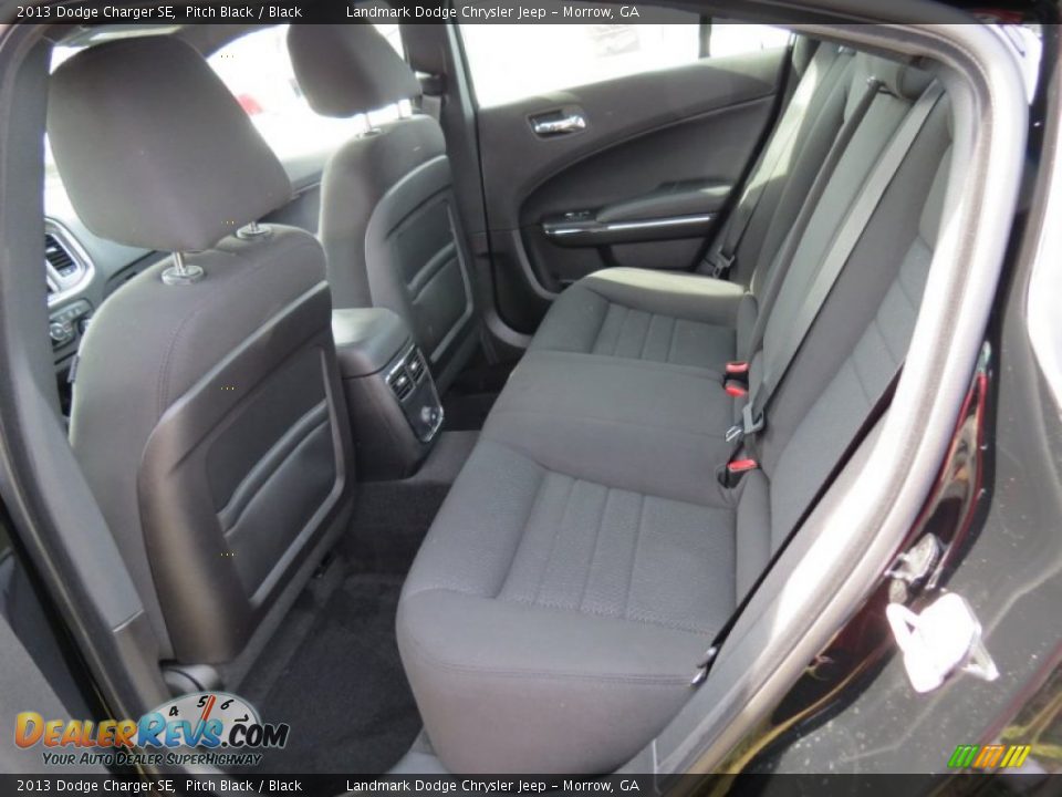 2013 Dodge Charger SE Pitch Black / Black Photo #7