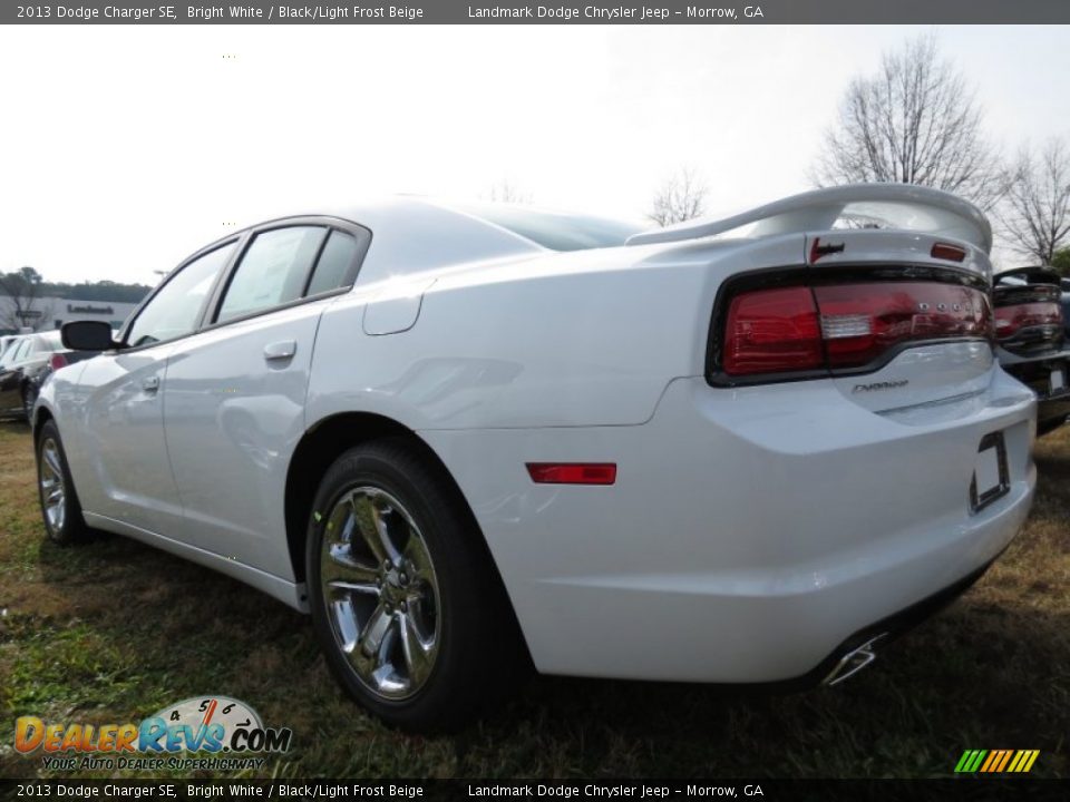 2013 Dodge Charger SE Bright White / Black/Light Frost Beige Photo #2