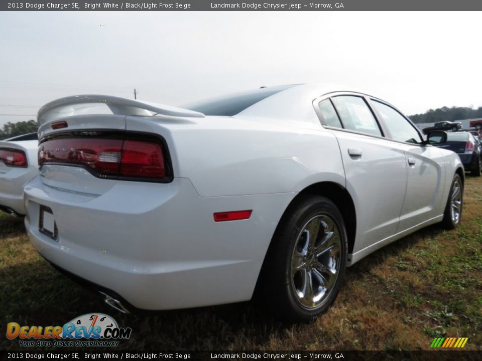2013 Dodge Charger SE Bright White / Black/Light Frost Beige Photo #3