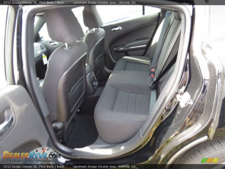 2013 Dodge Charger SE Pitch Black / Black Photo #7