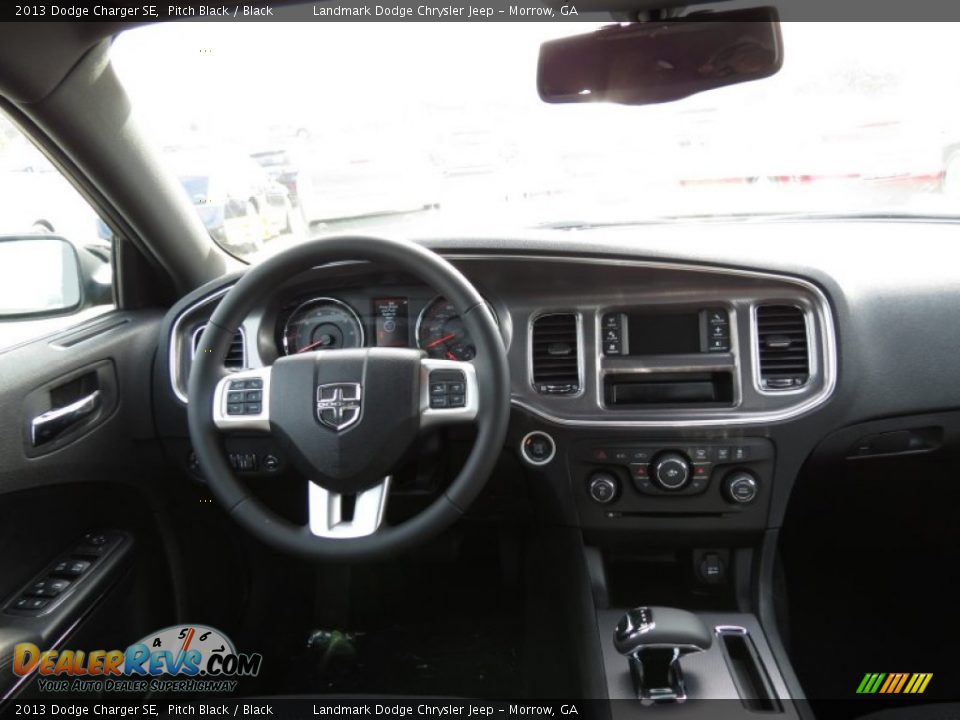 2013 Dodge Charger SE Pitch Black / Black Photo #8
