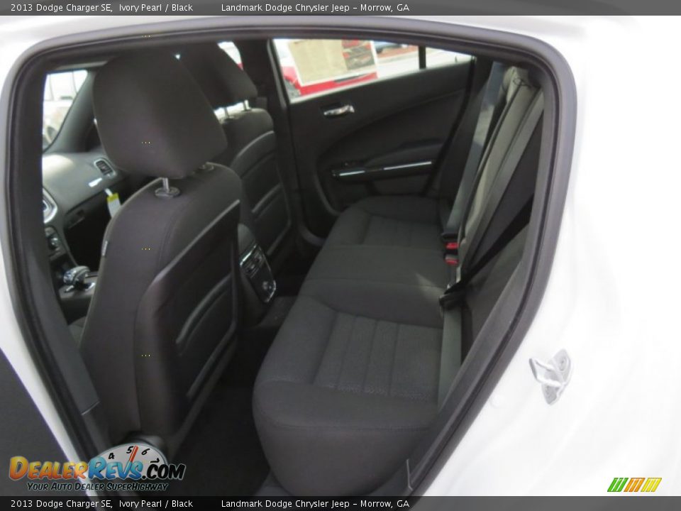 2013 Dodge Charger SE Ivory Pearl / Black Photo #7