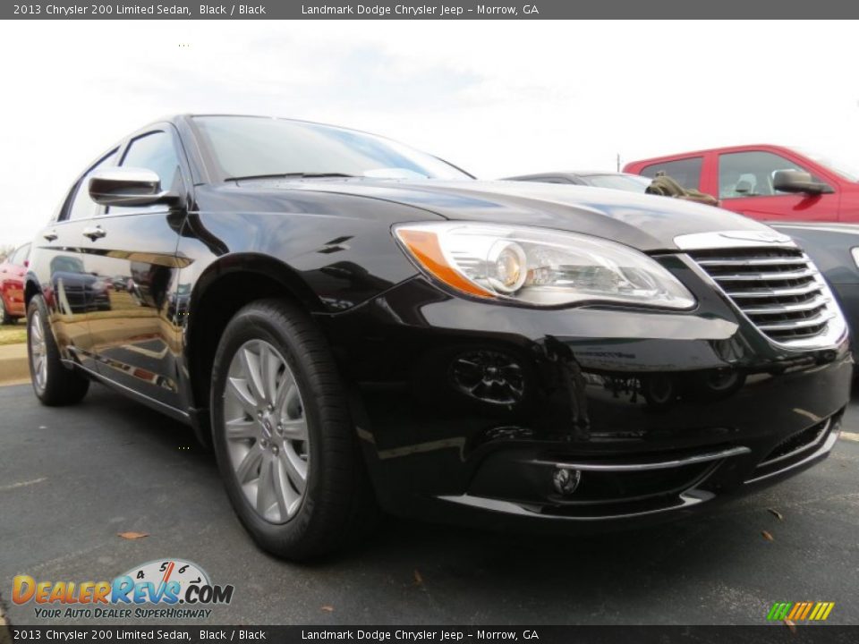 2013 Chrysler 200 Limited Sedan Black / Black Photo #4