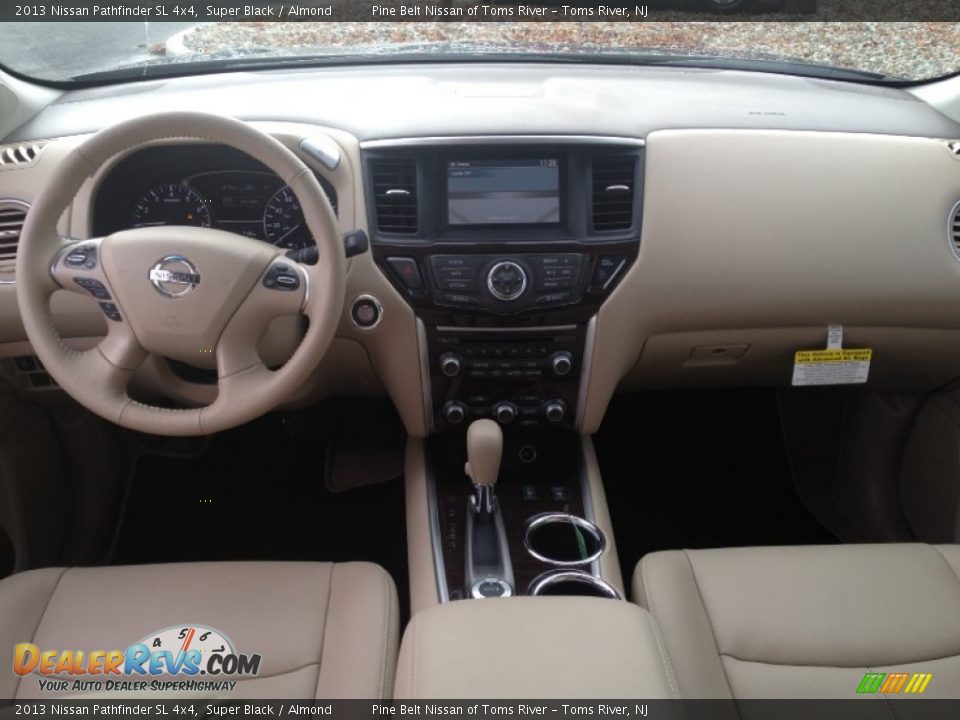 2013 Nissan Pathfinder SL 4x4 Super Black / Almond Photo #9