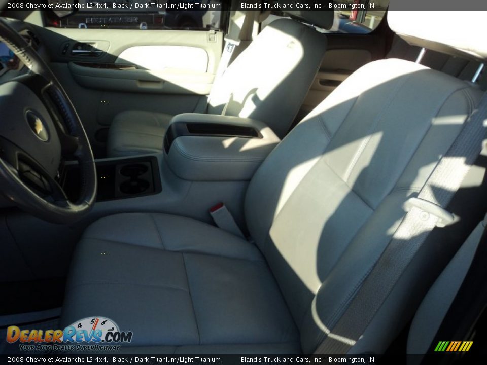 2008 Chevrolet Avalanche LS 4x4 Black / Dark Titanium/Light Titanium Photo #4