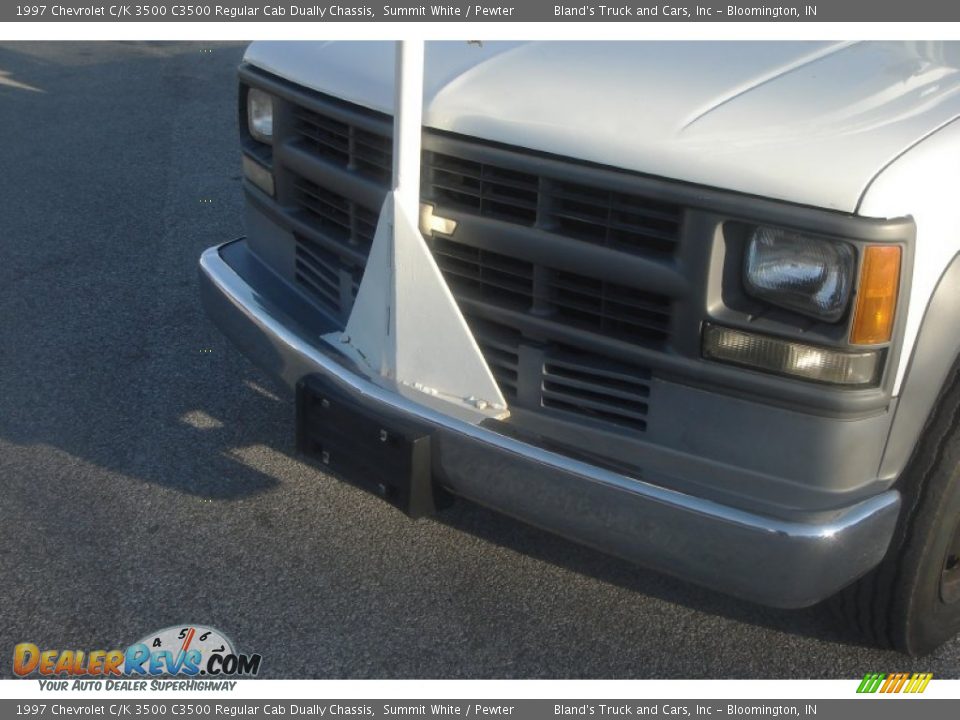 1997 Chevrolet C/K 3500 C3500 Regular Cab Dually Chassis Summit White / Pewter Photo #31