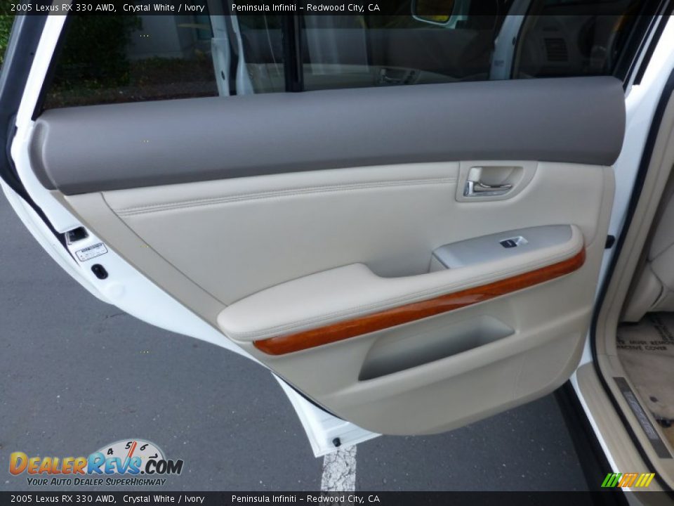 2005 Lexus RX 330 AWD Crystal White / Ivory Photo #16