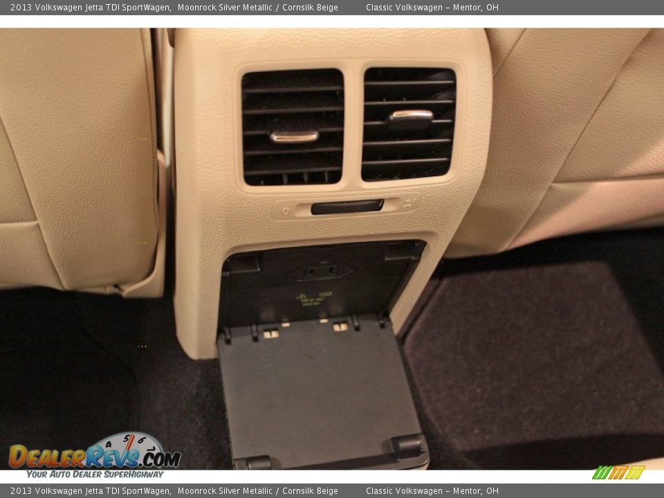 2013 Volkswagen Jetta TDI SportWagen Moonrock Silver Metallic / Cornsilk Beige Photo #32