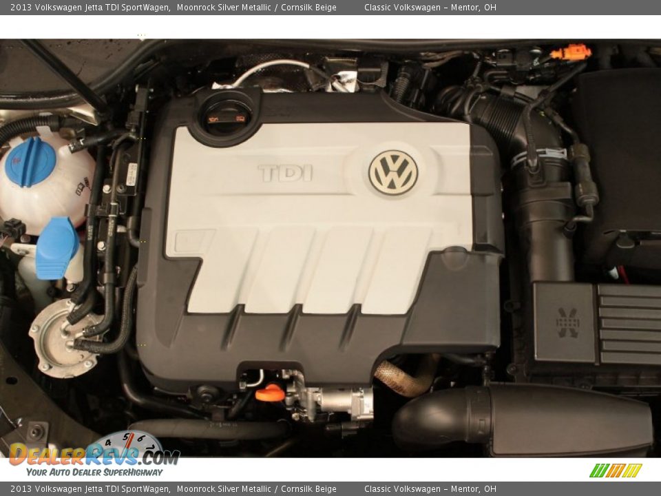 2013 Volkswagen Jetta TDI SportWagen Moonrock Silver Metallic / Cornsilk Beige Photo #35