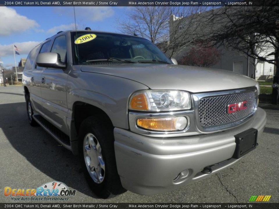 2004 GMC Yukon XL Denali AWD Silver Birch Metallic / Stone Gray Photo #1