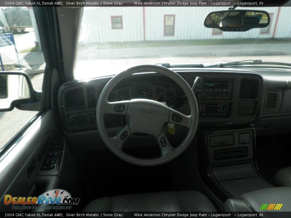 2004 GMC Yukon XL Denali AWD Silver Birch Metallic / Stone Gray Photo #4