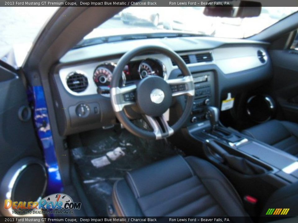 2013 Ford Mustang GT Premium Coupe Deep Impact Blue Metallic / Charcoal Black Photo #10