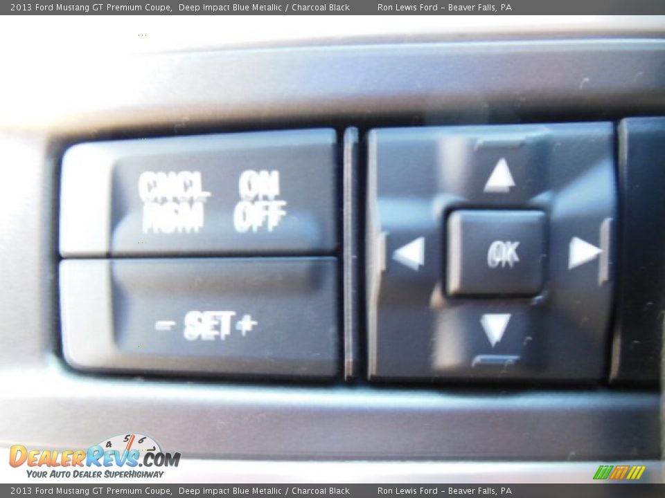 2013 Ford Mustang GT Premium Coupe Deep Impact Blue Metallic / Charcoal Black Photo #19