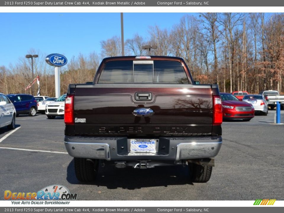 2013 Ford F250 Super Duty Lariat Crew Cab 4x4 Kodiak Brown Metallic / Adobe Photo #4