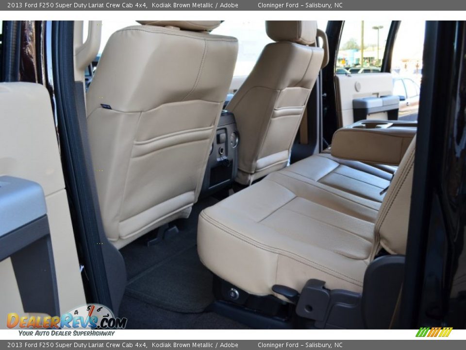 2013 Ford F250 Super Duty Lariat Crew Cab 4x4 Kodiak Brown Metallic / Adobe Photo #12