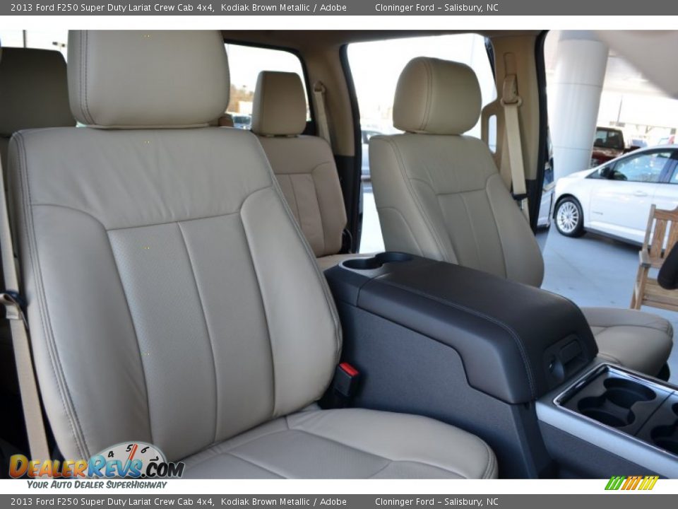2013 Ford F250 Super Duty Lariat Crew Cab 4x4 Kodiak Brown Metallic / Adobe Photo #18