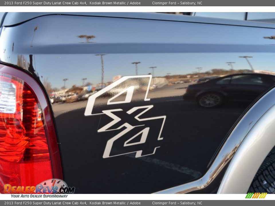 2013 Ford F250 Super Duty Lariat Crew Cab 4x4 Kodiak Brown Metallic / Adobe Photo #22