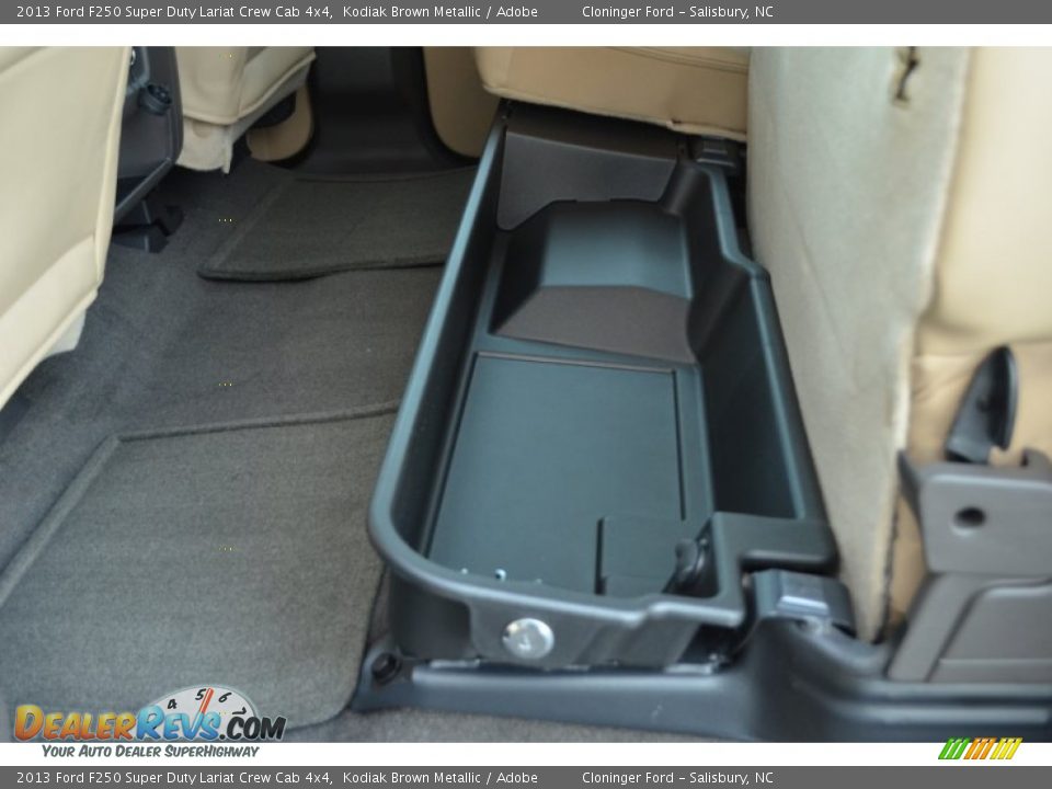 2013 Ford F250 Super Duty Lariat Crew Cab 4x4 Kodiak Brown Metallic / Adobe Photo #26