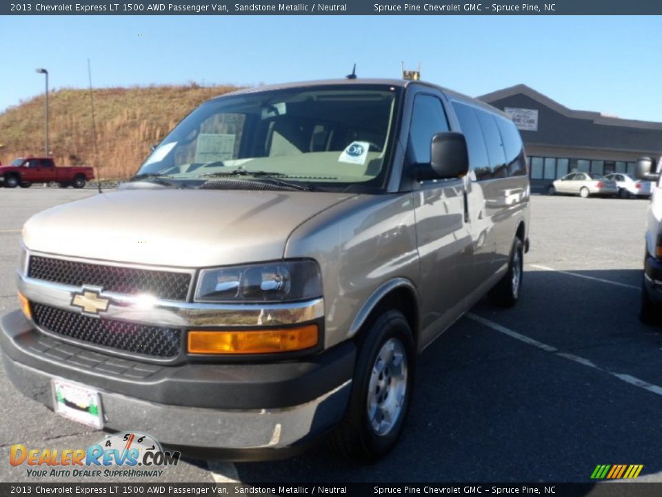 2013 Chevrolet Express LT 1500 AWD Passenger Van Sandstone Metallic / Neutral Photo #4