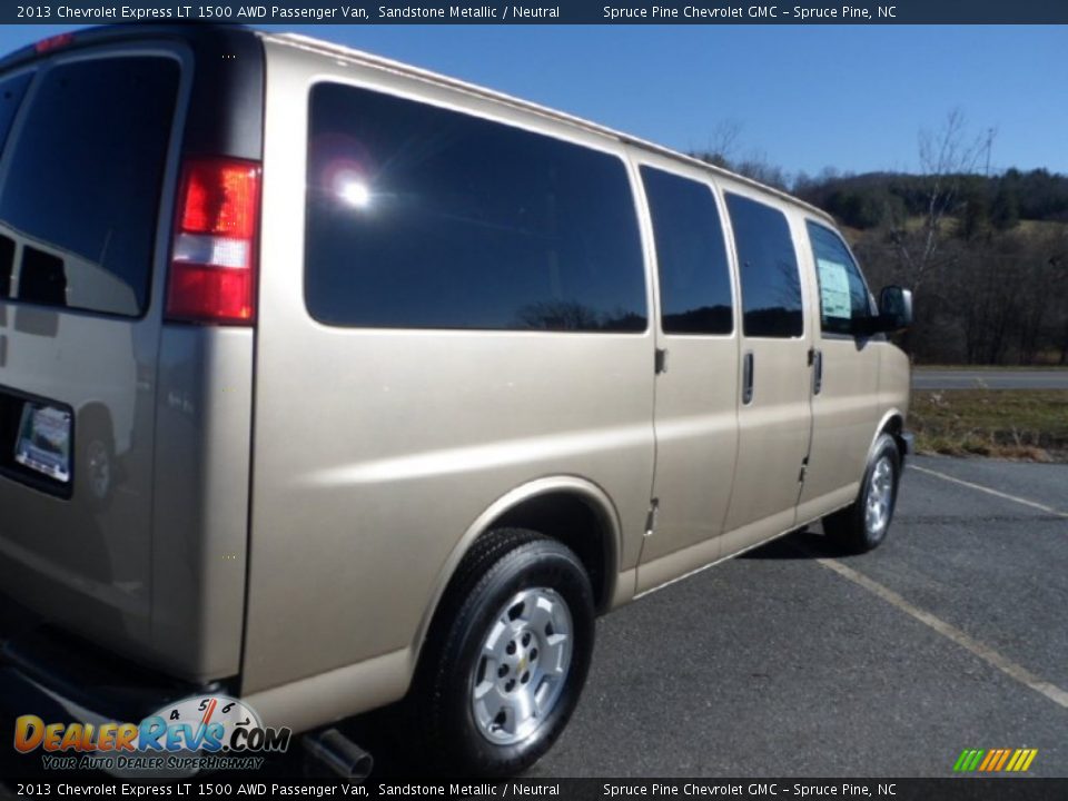 2013 Chevrolet Express LT 1500 AWD Passenger Van Sandstone Metallic / Neutral Photo #6