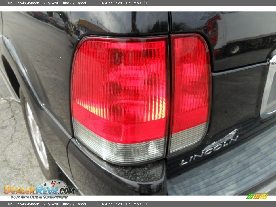 2005 Lincoln Aviator Luxury AWD Black / Camel Photo #9
