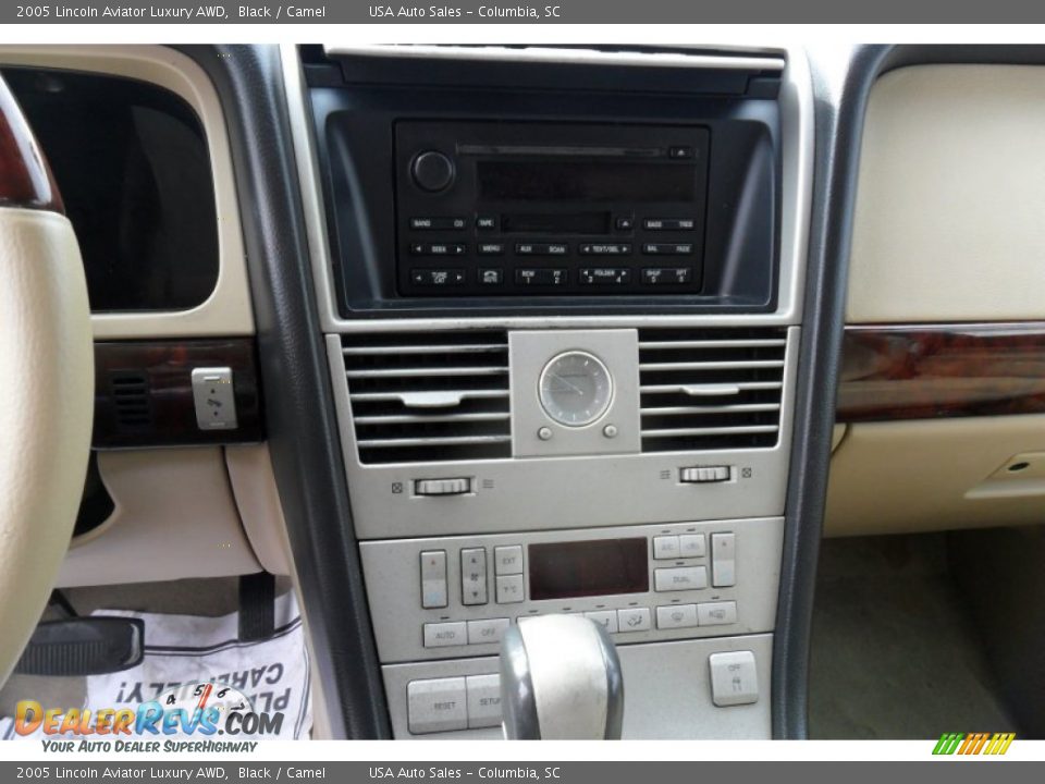 2005 Lincoln Aviator Luxury AWD Black / Camel Photo #30
