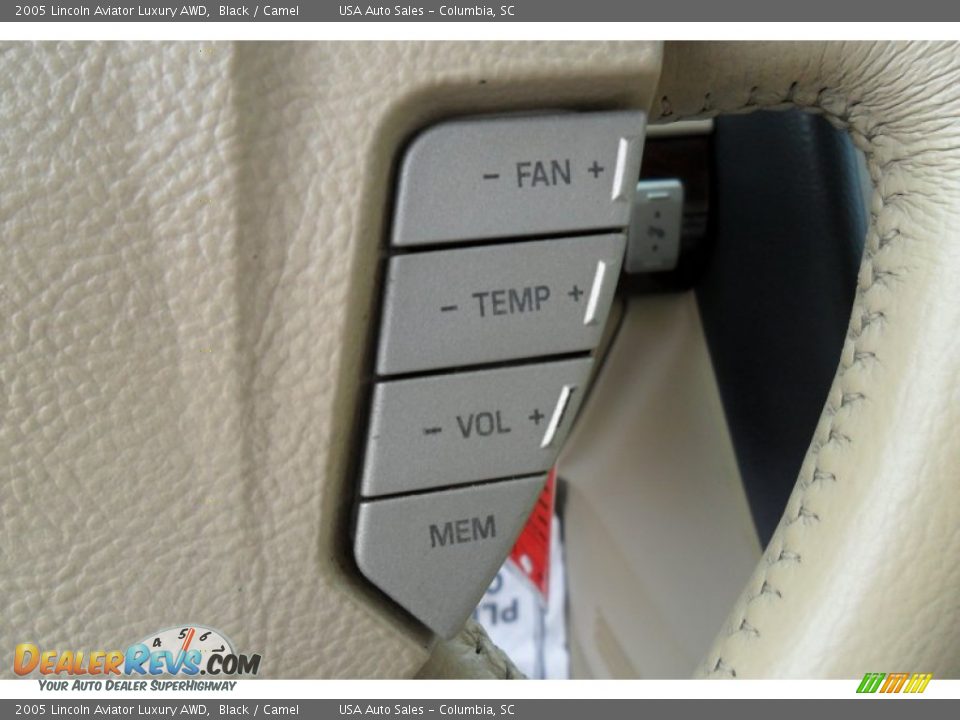 2005 Lincoln Aviator Luxury AWD Black / Camel Photo #34