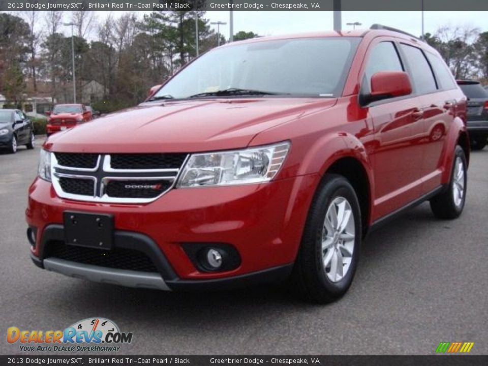 Front 3/4 View of 2013 Dodge Journey SXT Photo #1
