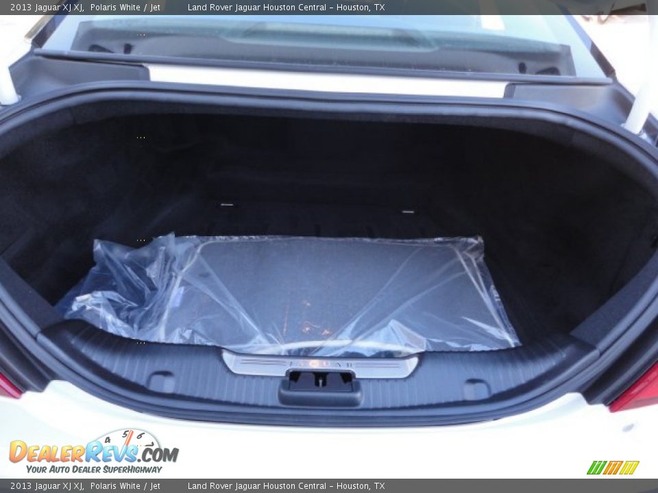 2013 Jaguar XJ XJ Trunk Photo #10