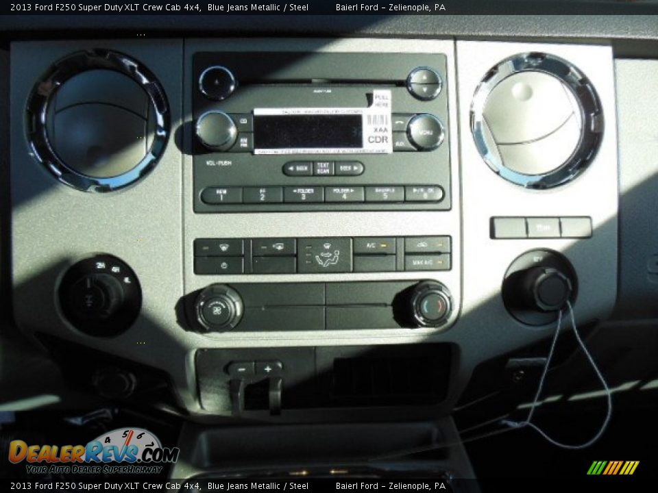 Controls of 2013 Ford F250 Super Duty XLT Crew Cab 4x4 Photo #16