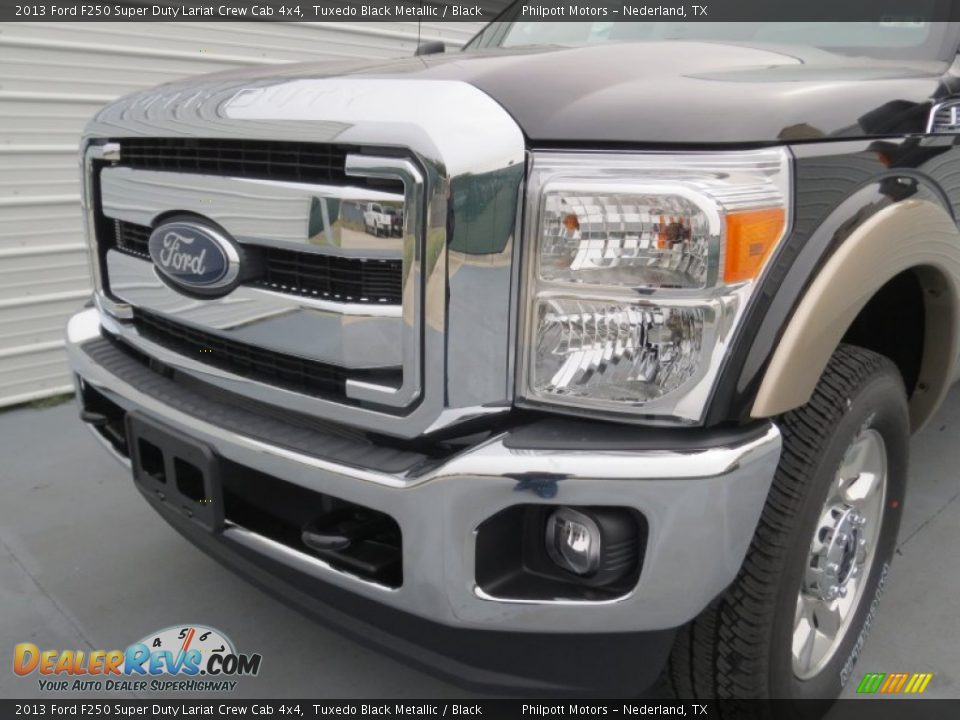 2013 Ford F250 Super Duty Lariat Crew Cab 4x4 Tuxedo Black Metallic / Black Photo #9