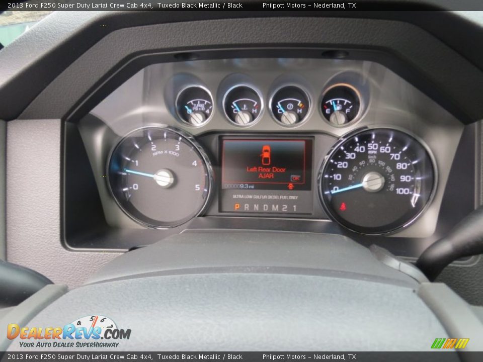 2013 Ford F250 Super Duty Lariat Crew Cab 4x4 Tuxedo Black Metallic / Black Photo #35