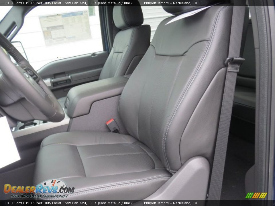 Front Seat of 2013 Ford F350 Super Duty Lariat Crew Cab 4x4 Photo #25