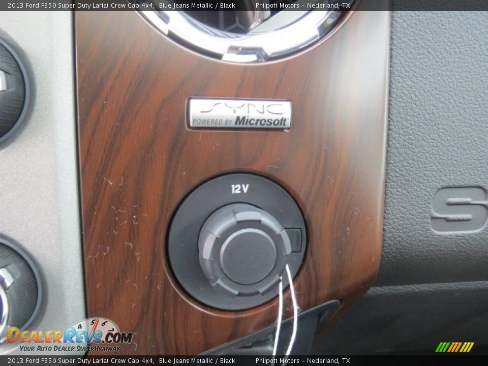 Controls of 2013 Ford F350 Super Duty Lariat Crew Cab 4x4 Photo #33