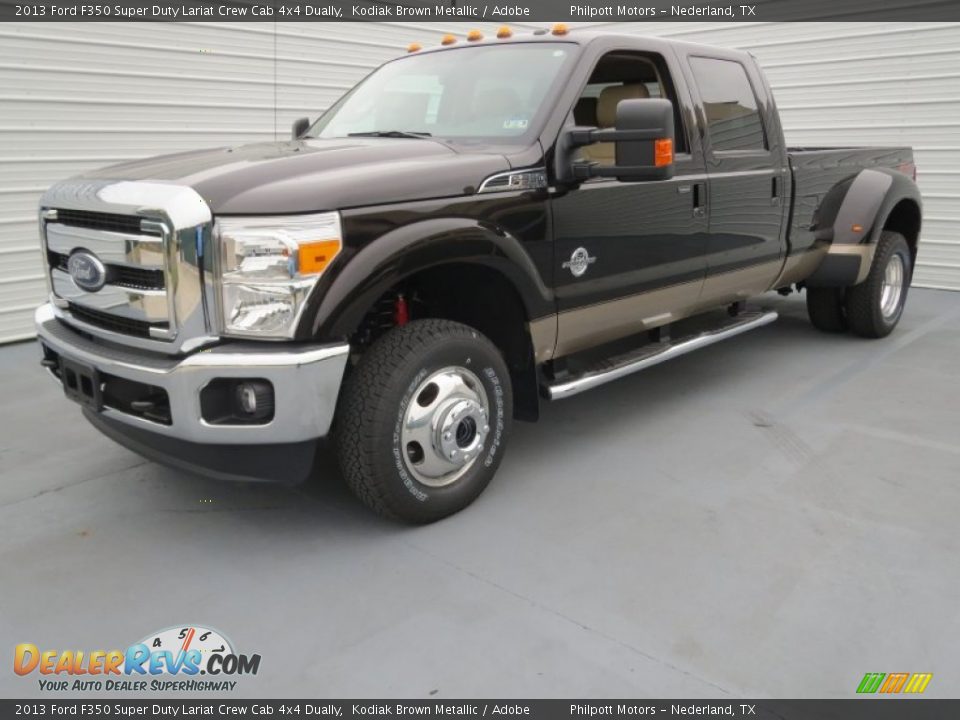 Front 3/4 View of 2013 Ford F350 Super Duty Lariat Crew Cab 4x4 Dually Photo #6