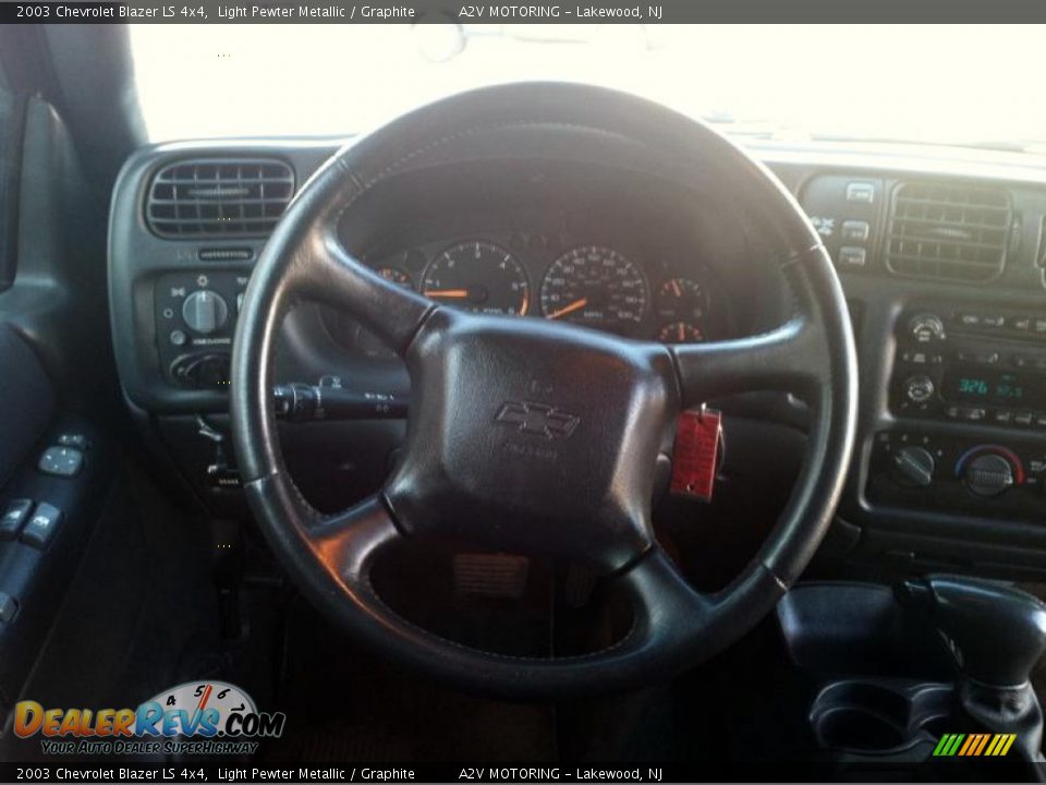 2003 Chevrolet Blazer LS 4x4 Light Pewter Metallic / Graphite Photo #20
