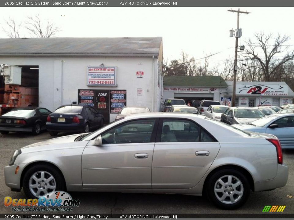 2005 Cadillac CTS Sedan Sand Storm / Light Gray/Ebony Photo #4