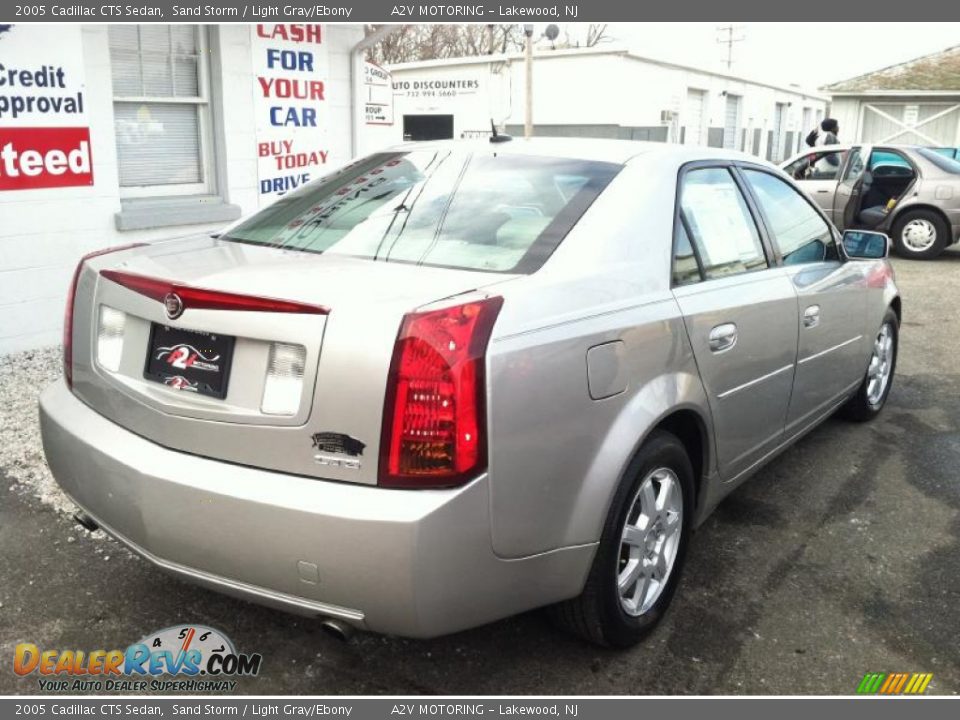 2005 Cadillac CTS Sedan Sand Storm / Light Gray/Ebony Photo #7