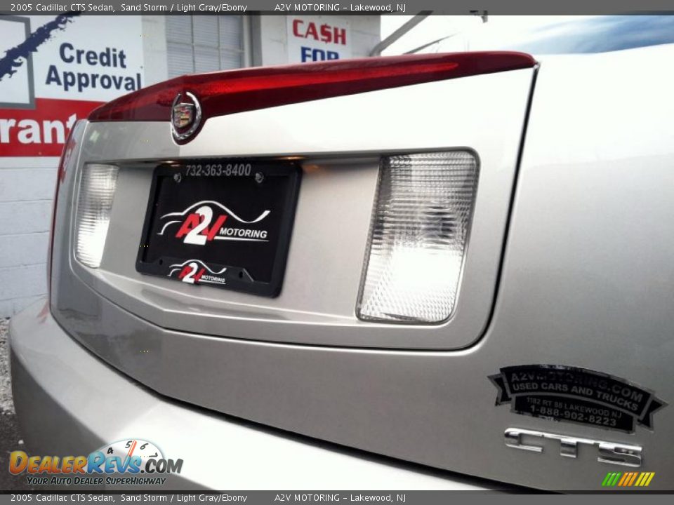 2005 Cadillac CTS Sedan Sand Storm / Light Gray/Ebony Photo #14
