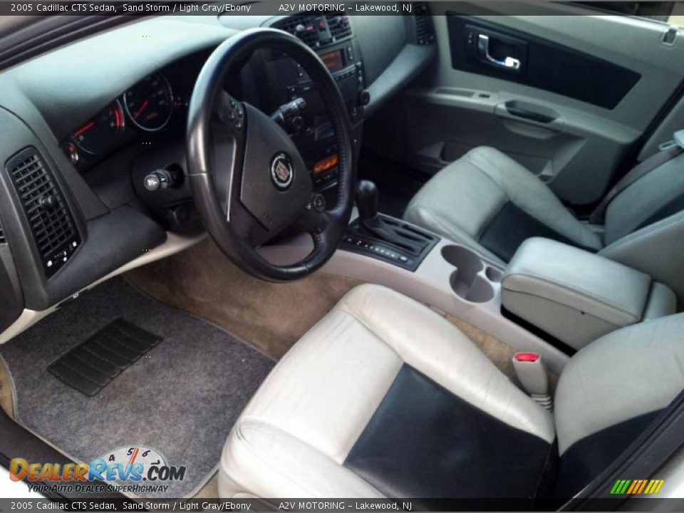 2005 Cadillac CTS Sedan Sand Storm / Light Gray/Ebony Photo #18
