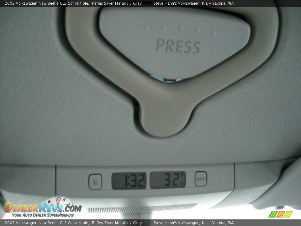 2003 Volkswagen New Beetle GLS Convertible Reflex Silver Metallic / Grey Photo #16