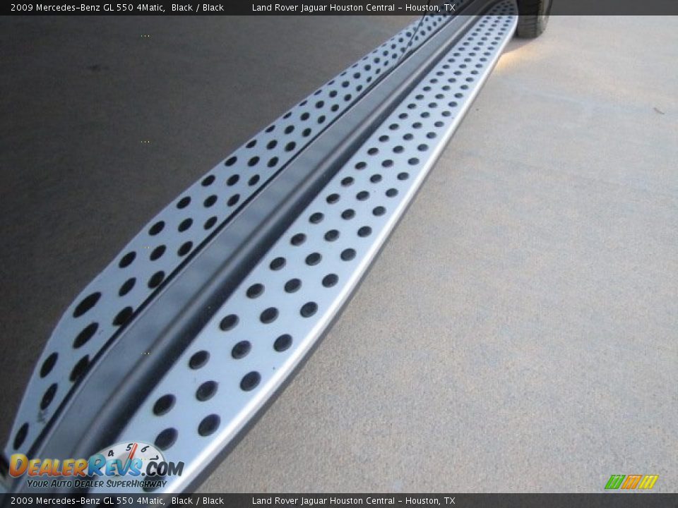 2009 Mercedes-Benz GL 550 4Matic Black / Black Photo #26