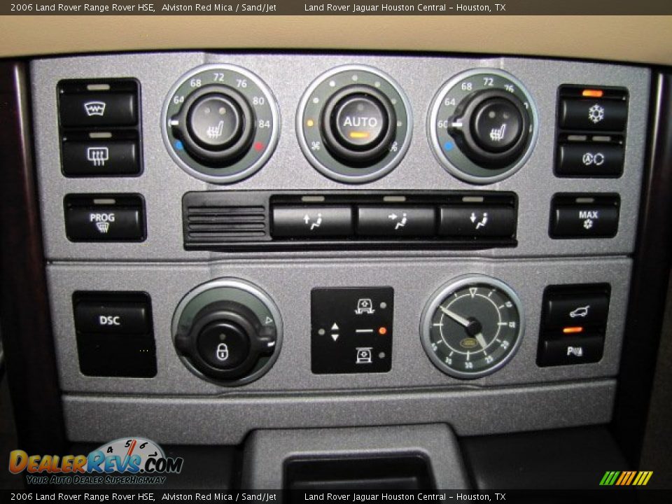 Controls of 2006 Land Rover Range Rover HSE Photo #20
